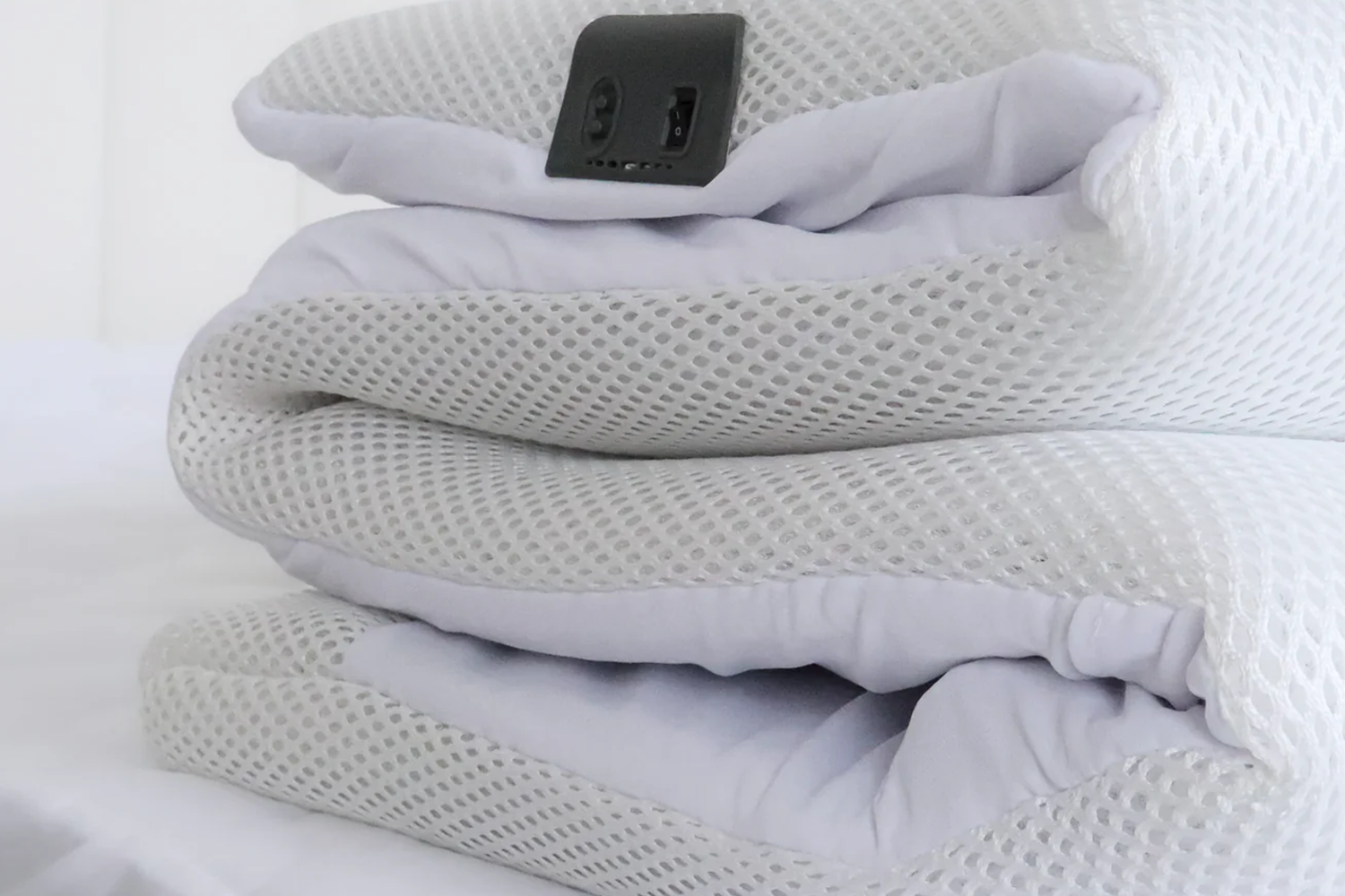 Perfectly Snug The Smart Topper