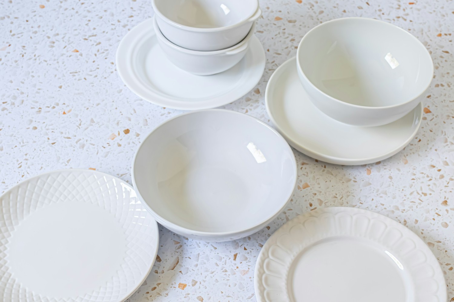 Plates on a speckled background