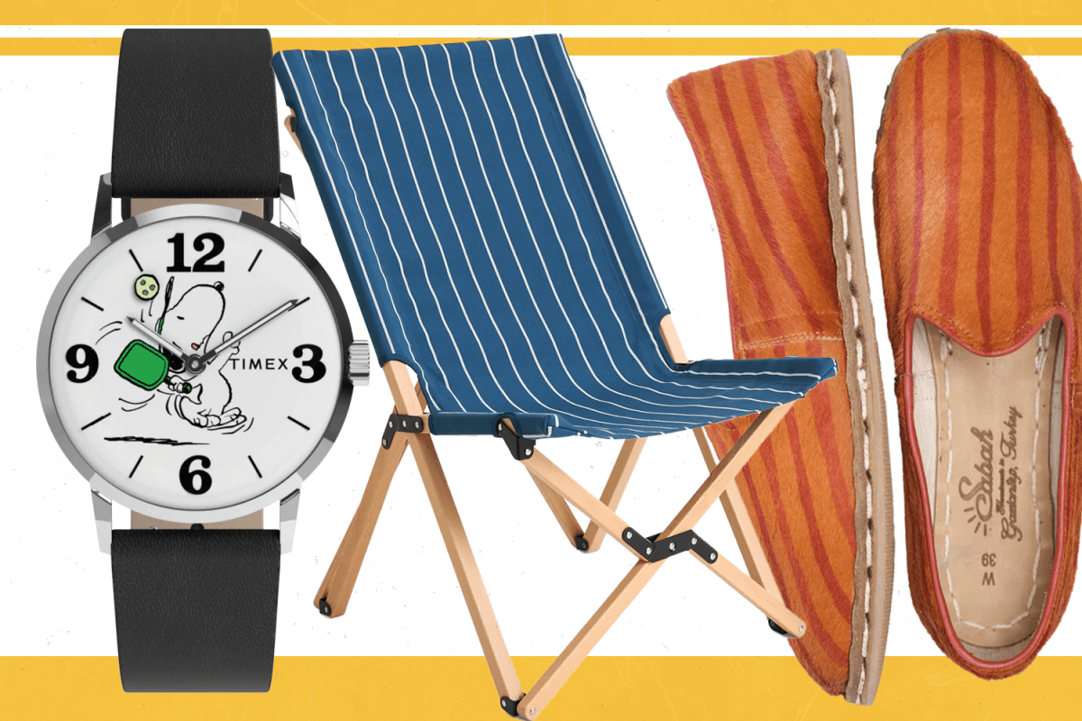 Products of the Week: Snoopy Watches, Bedding and Striped Shoes