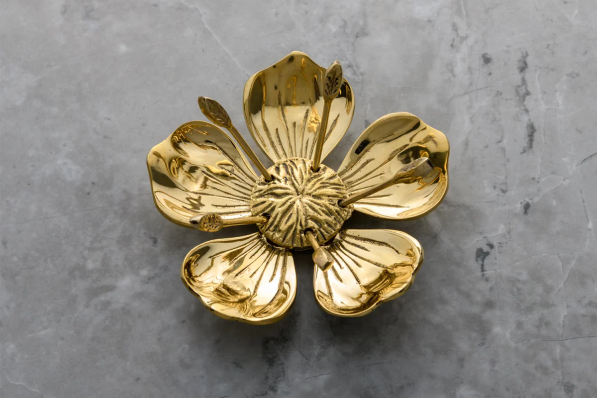 Rogue Paq Poppy Party Ashtray