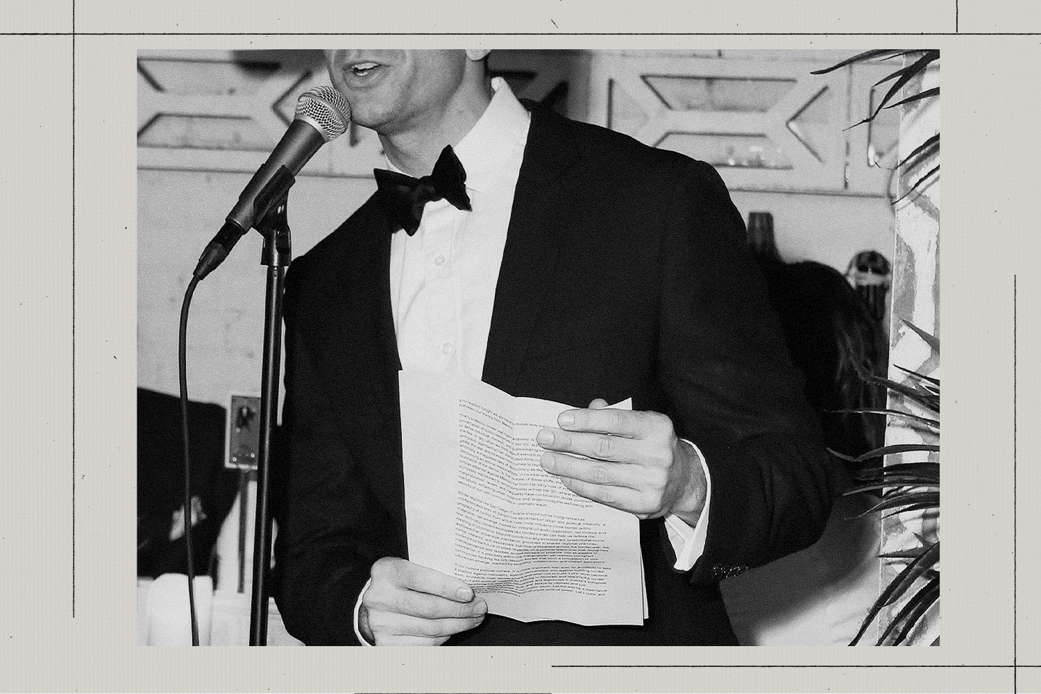 A best man giving a speech at a wedding