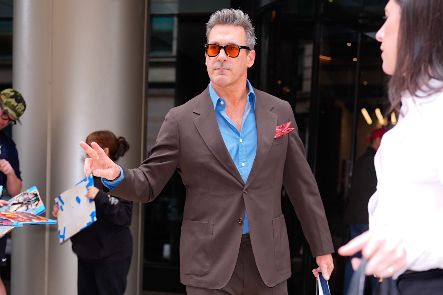 Jon Hamm’s Spring Suiting Hack? Just a Little Advanced Color Theory.