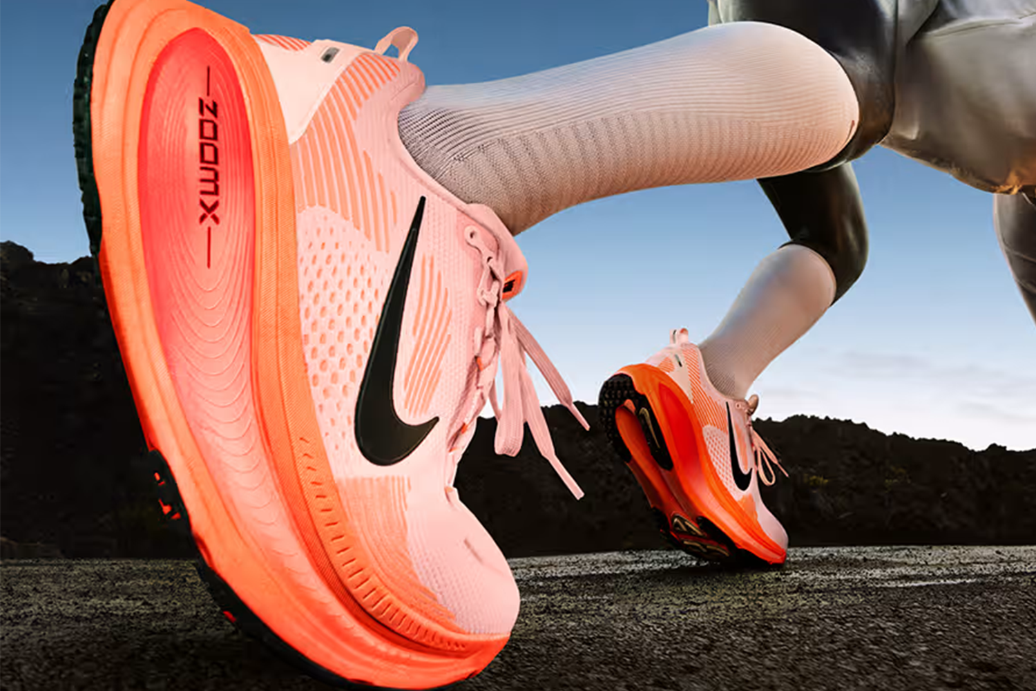 Score Up to 50% Off on Nike Summer Essentials