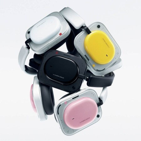 Nothing (R) Headphone (a)