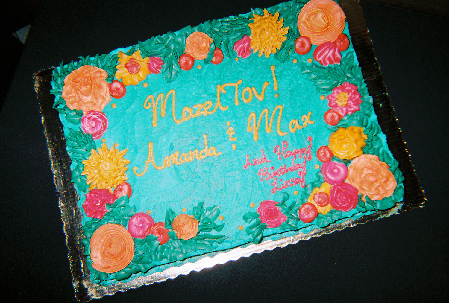 Our beautiful Publix wedding cake