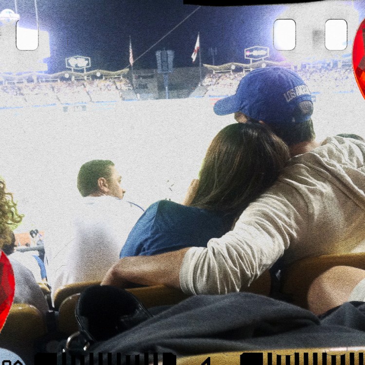 Take It From a Woman: The Most Romantic Date Spot This Season? The Ballpark.