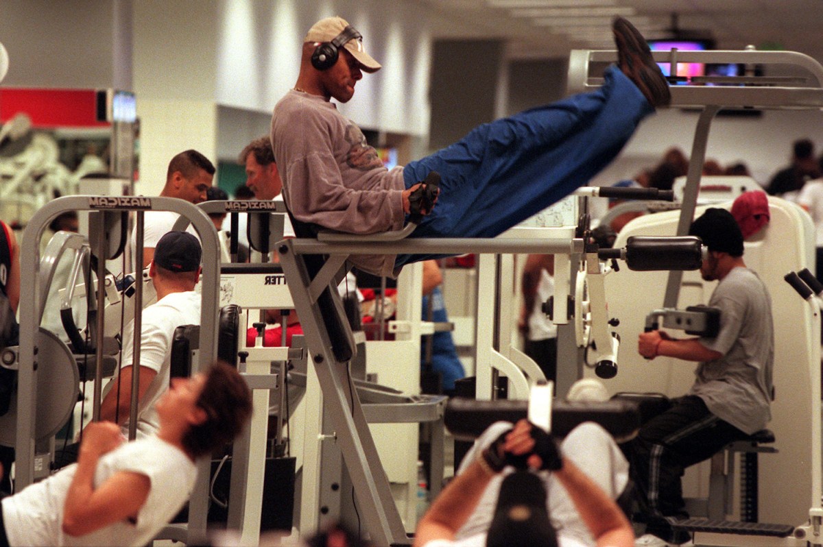 How to Make the Most of 45 Minutes in a Busy Gym