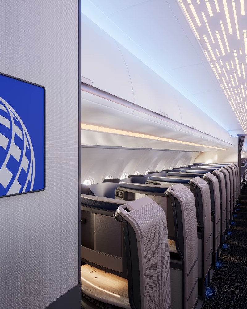 United Airlines Polaris Class seats