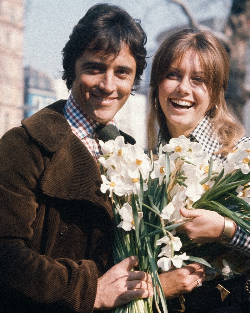 Take It From a Woman: Read This Before You Buy Her Flowers