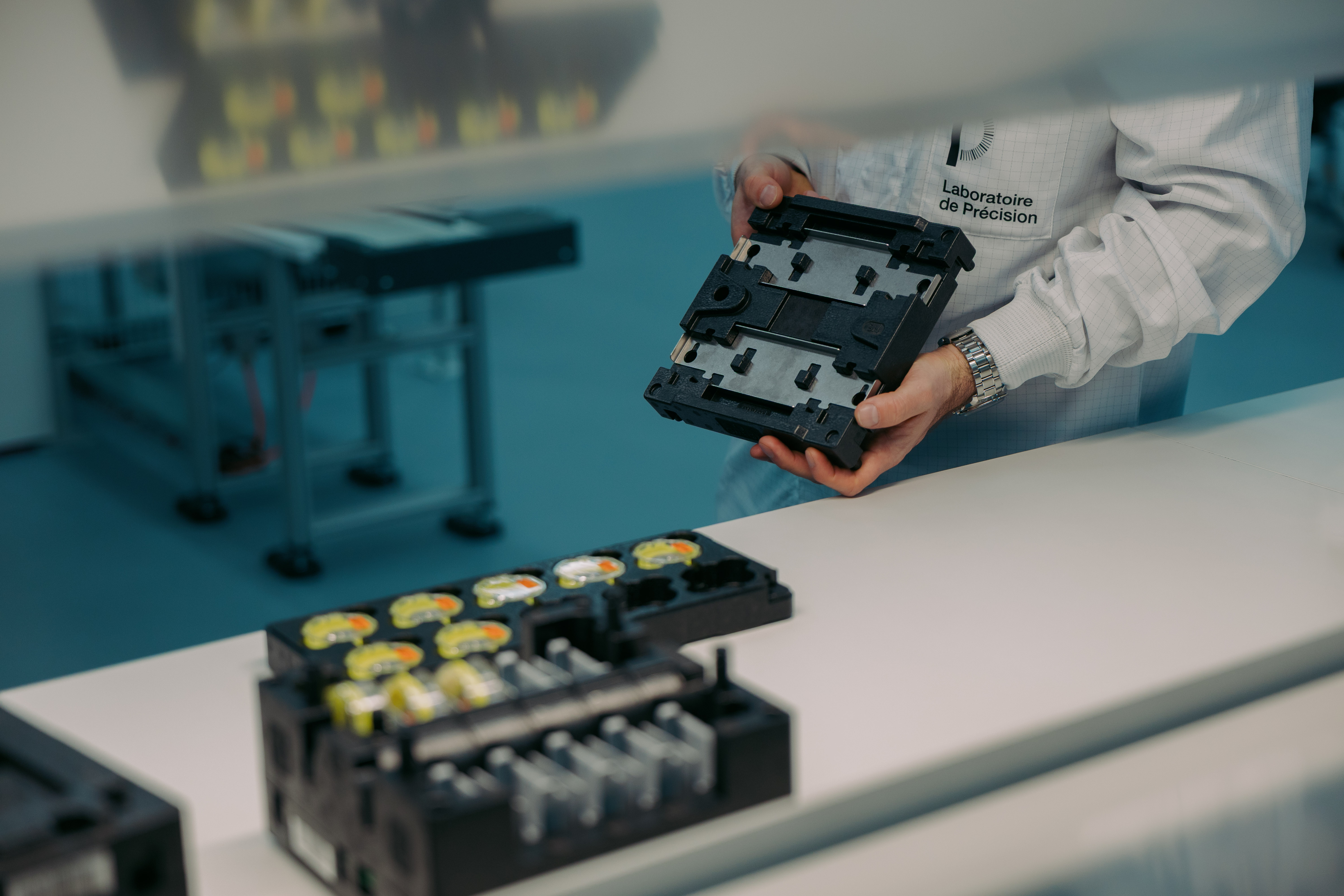 Omega Laboratoire de Précision