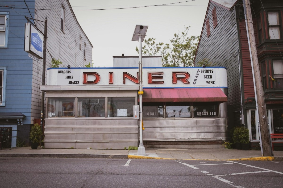 How Do You Legally Define a Diner?