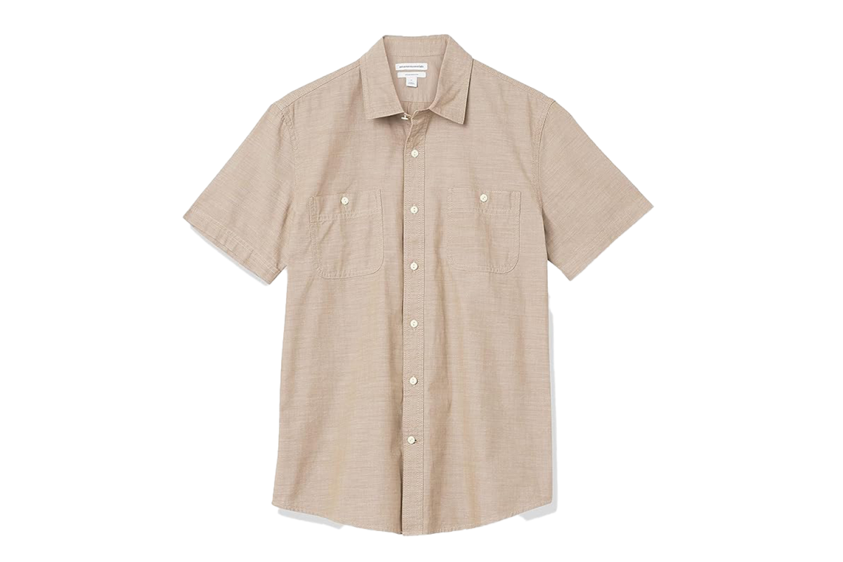 Amazon Essentials Men’s Regular-Fit Short-Sleeve Button-Down Chambray Shirt