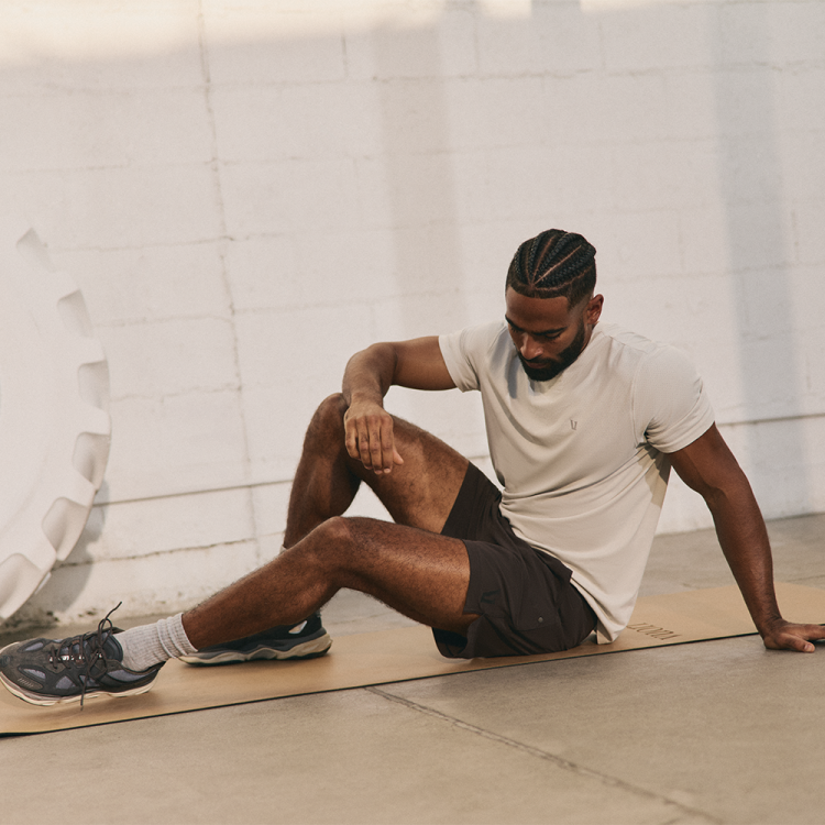 Vuori Shorts