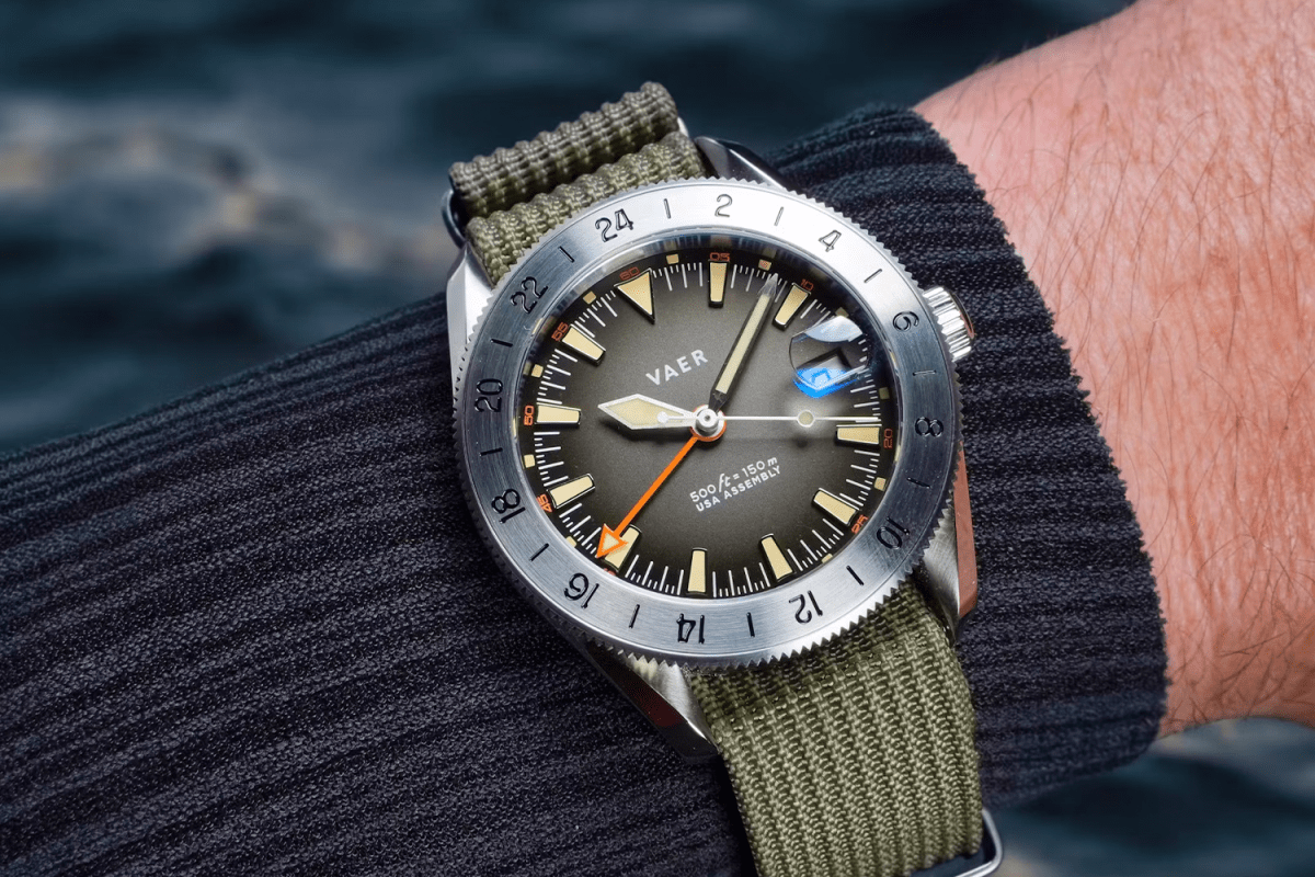 <strong>Huckberry x Vaer G2 Pacific Steel GMT</strong>
