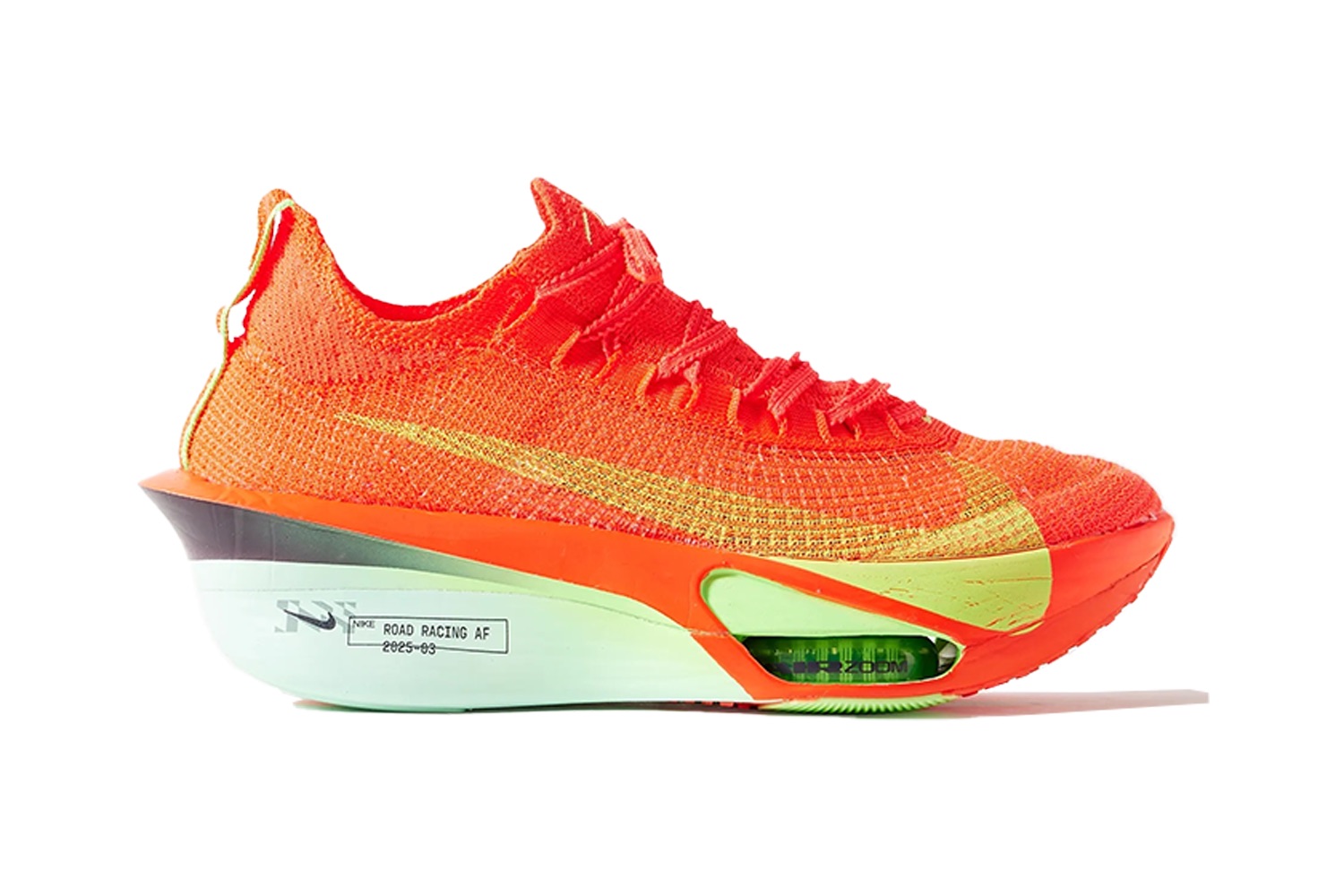 The Best Place to Score Nike’s Top-End Racers on Sale? Mr Porter, Apparently.