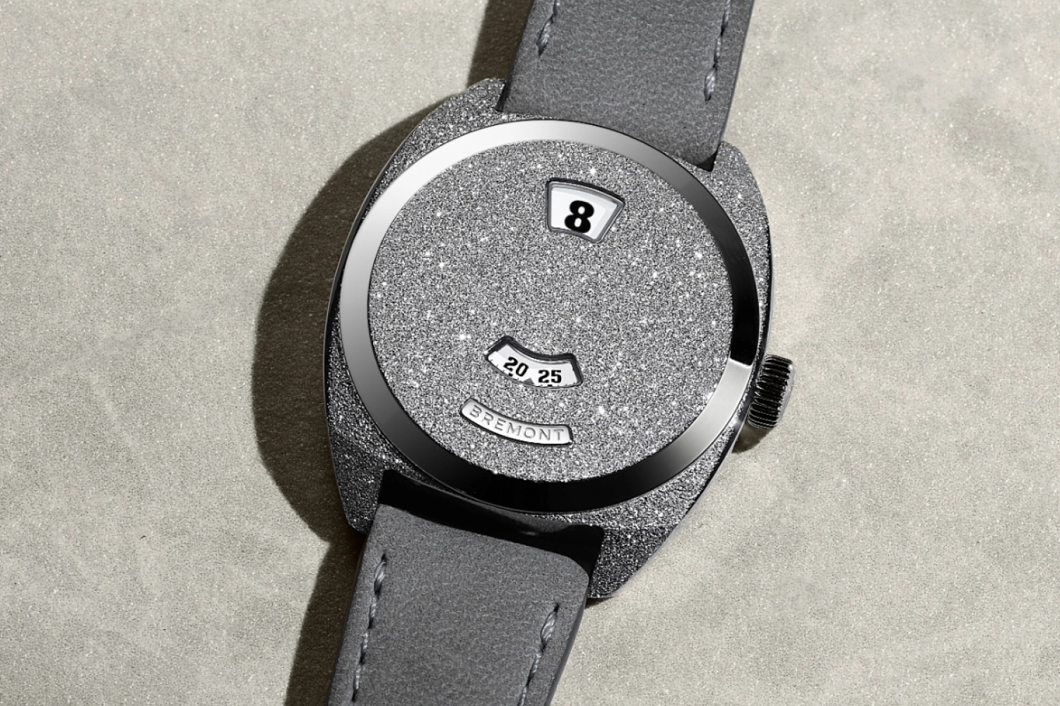 Bremont Terra Nova 35 Jumping Hour Frosted 