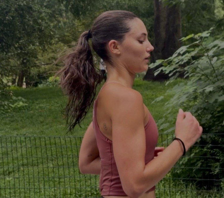 Runner Yvonne Wegener in action