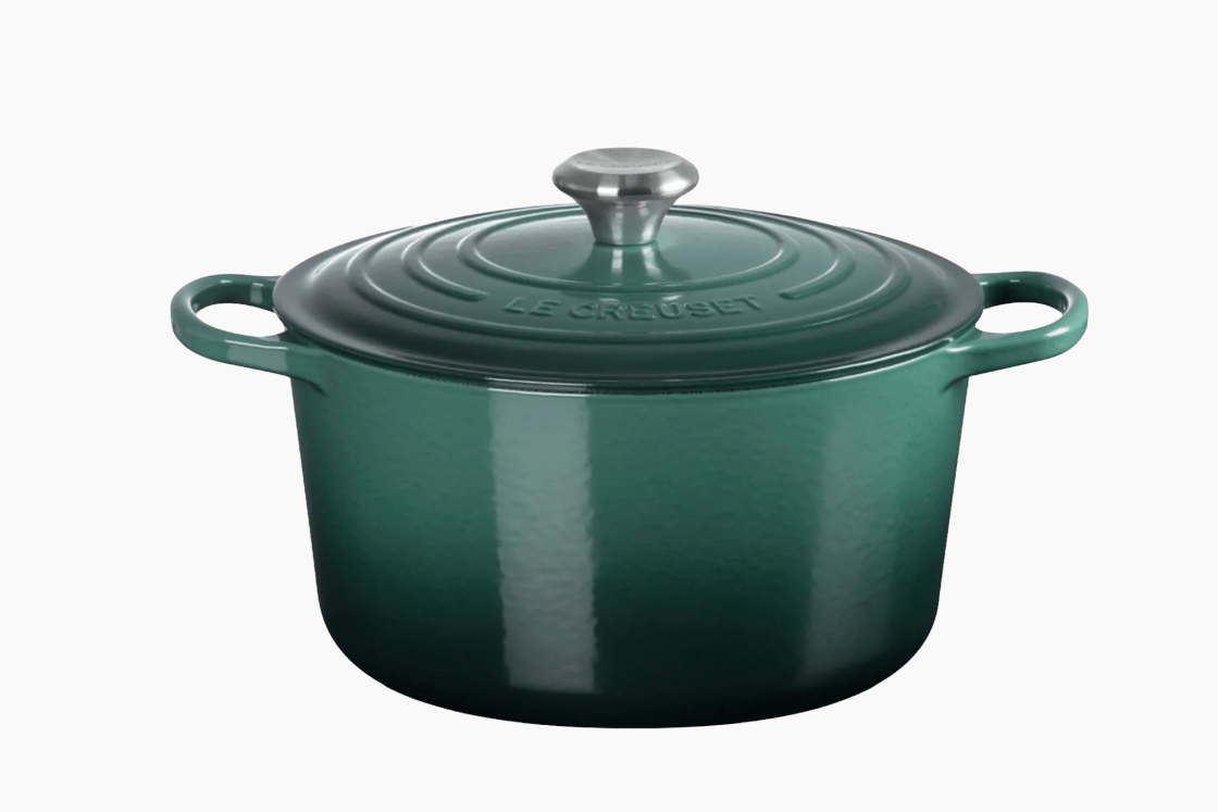 Le Creuset Signature Deep Round Dutch Oven