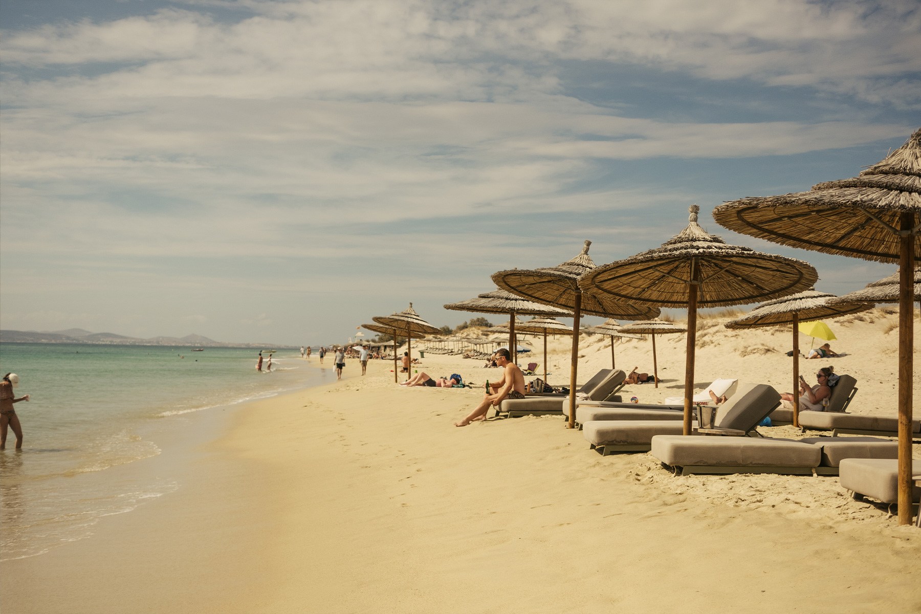 The beach setup at Sundunes